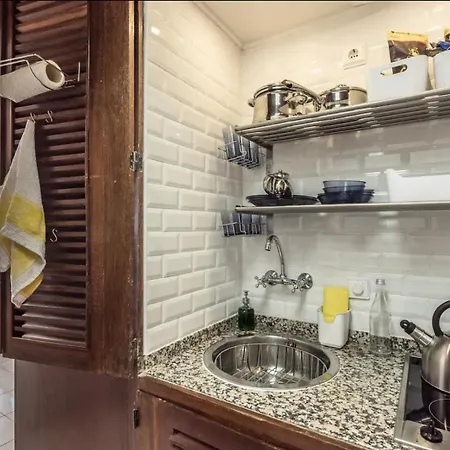 아파트 Cool Studio By Real Life Concierge